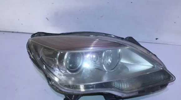 Mercedes-Benz R W251 Headlight/headlamp A2518203661 YAP4059310 030126927200