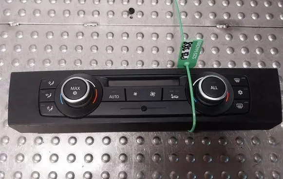 BMW 1 E81 E87 Climate control unit 9250394