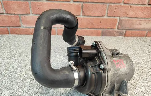 BMW 5 F10 F11 Water pump 7632426 7588885 9455978