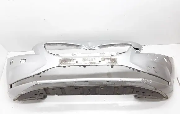 Volvo V40 Front bumper 31283732