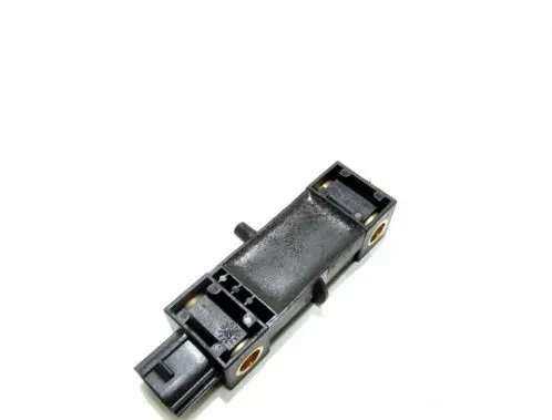 Nissan Primera Airbag deployment crash/impact sensor 0285002084