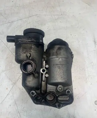 Volvo XC90 Oil filter mounting bracket 6740273266