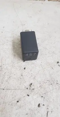 Audi A4 S4 B8 8K Glow plug pre-heat relay 457