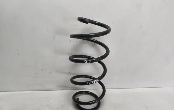 Audi Q3 8U Front coil spring 