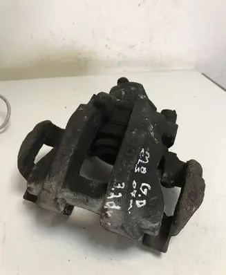 Mercedes-Benz CLS C219 Rear brake caliper