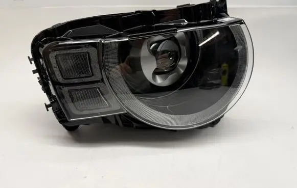 Land Rover Defender Headlight/headlamp L8B213W029FF