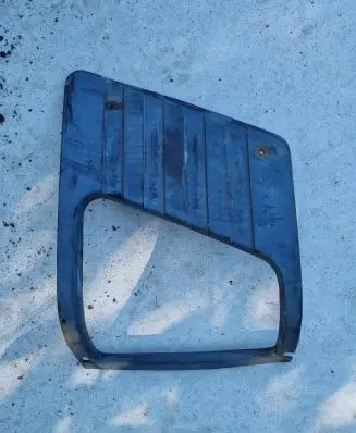 Mercedes-Benz 207 310 Under headlight/headlamp trim 