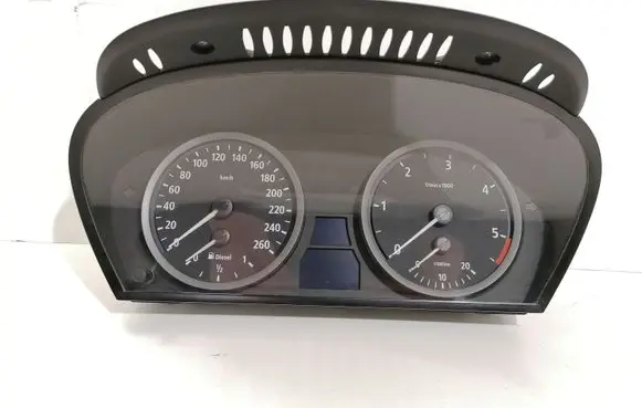 BMW 5 E60 E61 Speedometer (instrument cluster) 110080213 62116936077