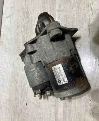Nissan Juke I F15 Starter motor 233001ka1c