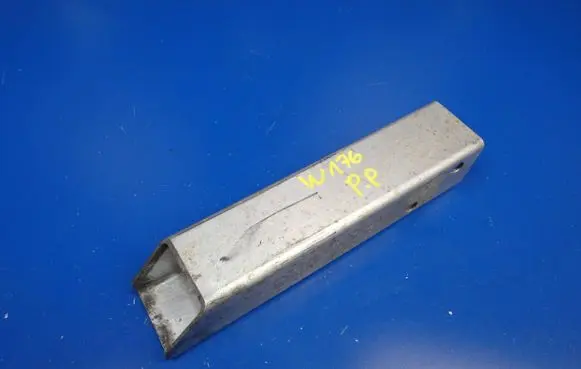 Mercedes-Benz A W176 Radiator support slam panel bracket 2466260088 20127335