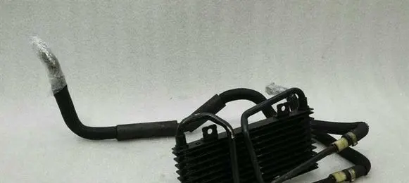 Mercedes-Benz S W221 Power steering radiator A2215000500