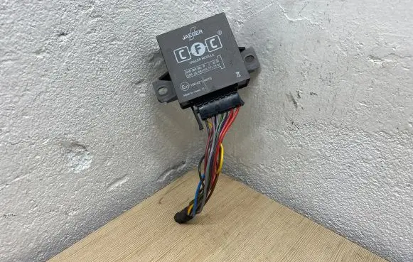 Volkswagen Touareg I Tow bar trailer control unit/module 10R0214905 CAN58R58L