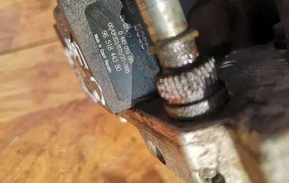 Ford Focus C-MAX Fuel injection high pressure pump 0445010089