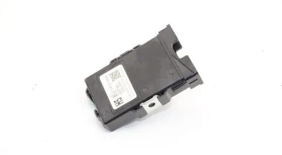 Suzuki SX4 S-Cross Gateway control module 3358063TA1