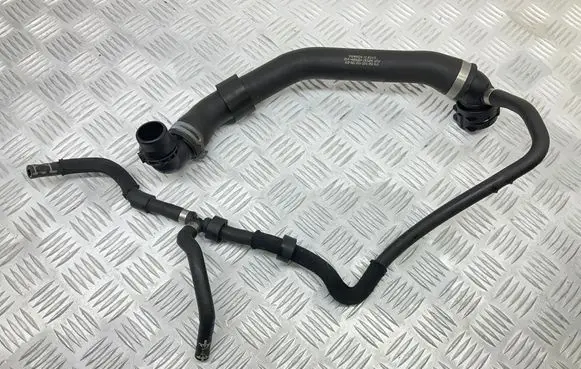 Volkswagen PASSAT B8 Engine coolant pipe/hose 5Q0122101CN