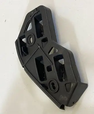 Volkswagen Polo IV 9N3 Front bumper mounting bracket 6Q0807183A