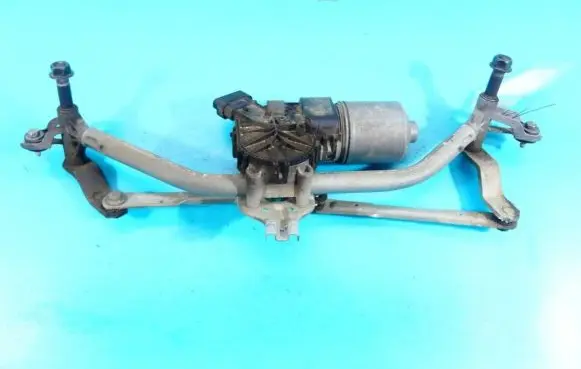 Front wiper linkage