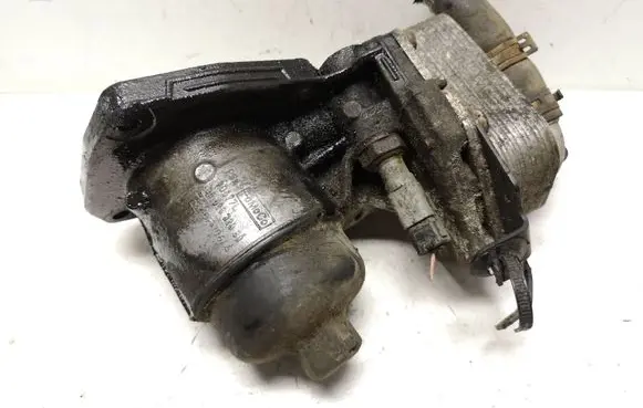 Peugeot 4007 Oil filter mounting bracket 9682632980