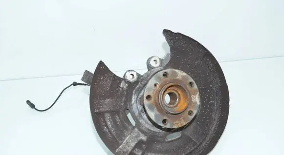 BMW 5 F10 F11 Rear wheel hub 6796100 33326796100 6780358