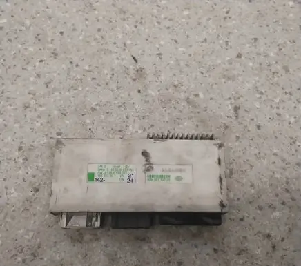 BMW 5 E39 Comfort/convenience module 6922152 5DK00704729 6922273
