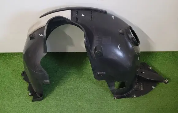 Volkswagen T-Roc Front arch 2GA809957