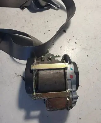 Peugeot 807 Front seatbelt 5507747 505551
