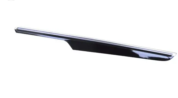 Porsche Macan (95B) Front door card panel trim 95B867401D