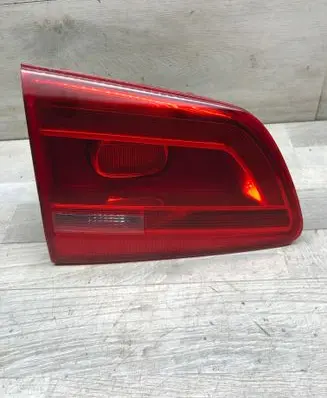 Volkswagen Touran II Tailgate rear/tail lights 176443