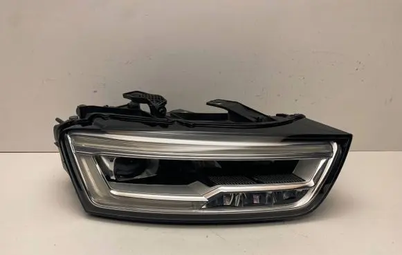 Audi Q3 8U Headlight/headlamp 8U0941034 10014080000