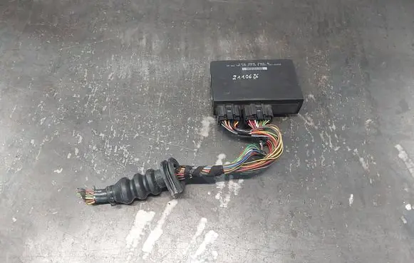 Volkswagen PASSAT B5.5 Comfort/convenience module 1C0959799B