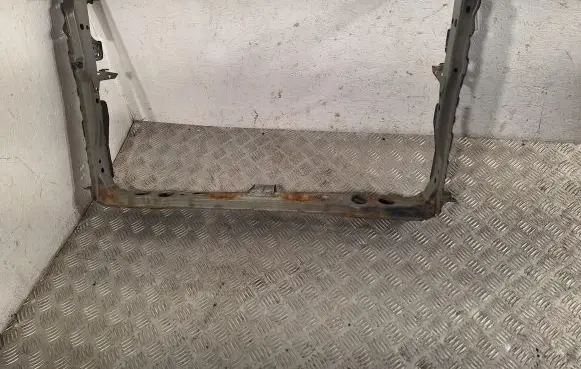 Toyota Avensis T270 Radiator support slam panel 5320105907