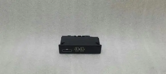 Mercedes-Benz C W205 USB socket connector A2058200526