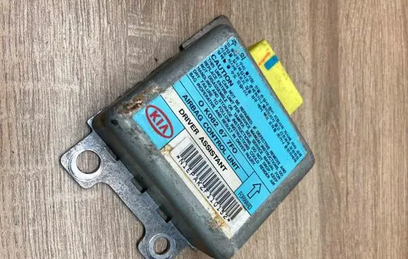 KIA Sportage Airbag control unit/module OK082677FO