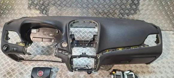 Fiat Freemont Dashboard S27610013