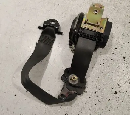 Renault Laguna II Rear seatbelt B508658