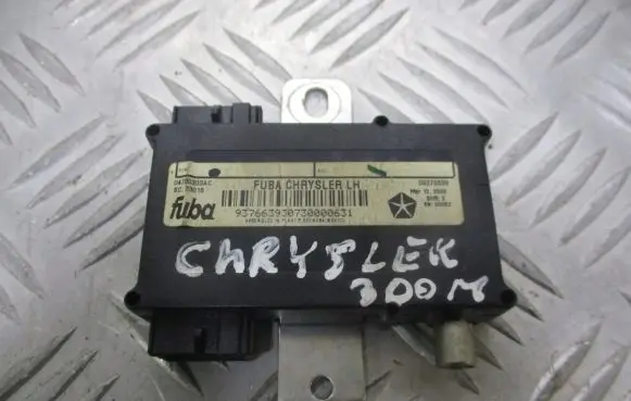 Chrysler 300M Sound amplifier 04760303AC