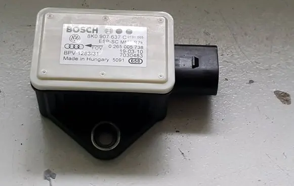 Audi A4 S4 B8 8K ESP acceleration yaw rate sensor 8K0907637C 128331 70304