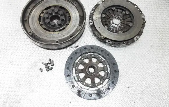 BMW 3 E46 Clutch set kit 323057710 123039210