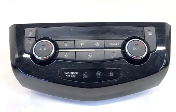 Nissan Qashqai Interior fan control switch 275004EA0A