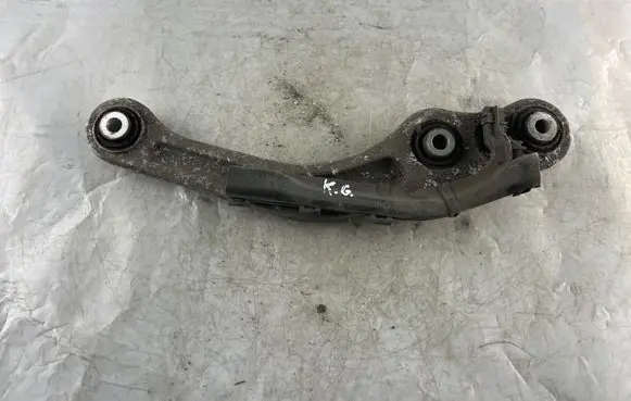 Audi A8 S8 D3 4E Rear control arm 4E0971821B