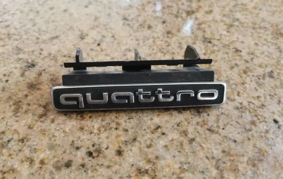 Audi Q5 SQ5 Manufacturer badge logo/emblem 80A853736