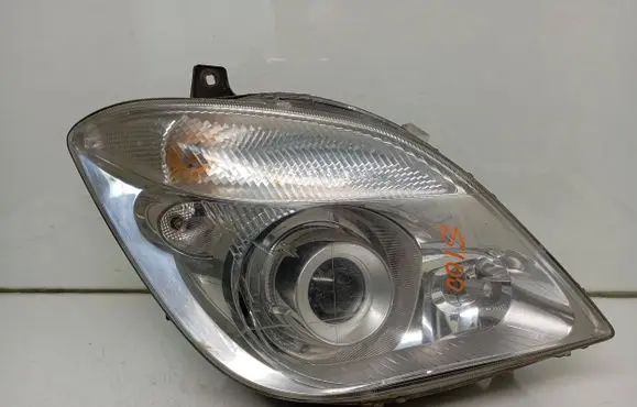 Mercedes-Benz Sprinter W906 Headlight/headlamp 24738200