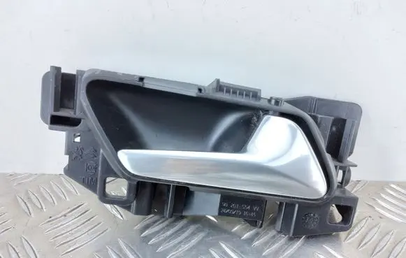 Citroen DS7 Crossback Rear door handle trim 98201554VV