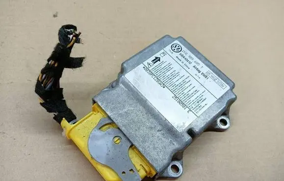 Skoda Octavia Mk2 (1Z) Airbag control unit/module 1K0909605T 5WK43412