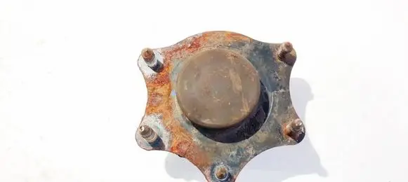Honda CR-V Coil spring mount 