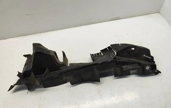 Chrysler Pacifica Intercooler air channel guide 68435937AB 68435935AB 59590