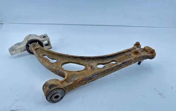 Skoda Octavia Mk2 (1Z) Front lower control arm/wishbone 1K0407153N