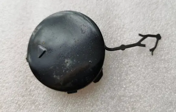 BMW X5 E70 Front tow hook cap/cover 51117176276 10503410