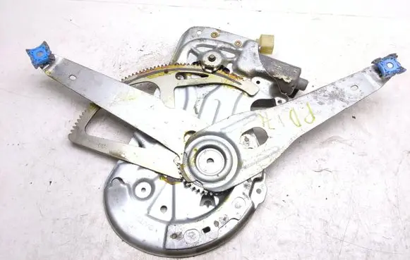 Volvo V70 Front door window regulator with motor 3069972