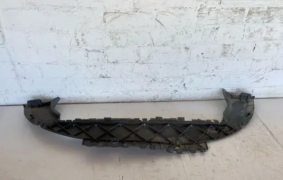 Volvo V50 Front bumper skid plate/under tray 30744925